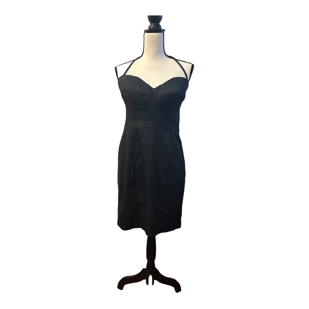 Bebe Gray/black pinstripe with removable cocktail dress ❤️